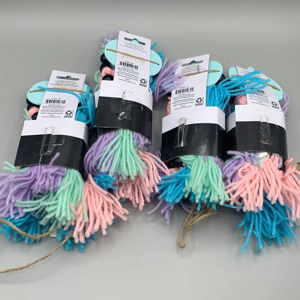 Four Celebrate Halloween Multicolor Beaded 16 Tassel Yarn Garland NWT